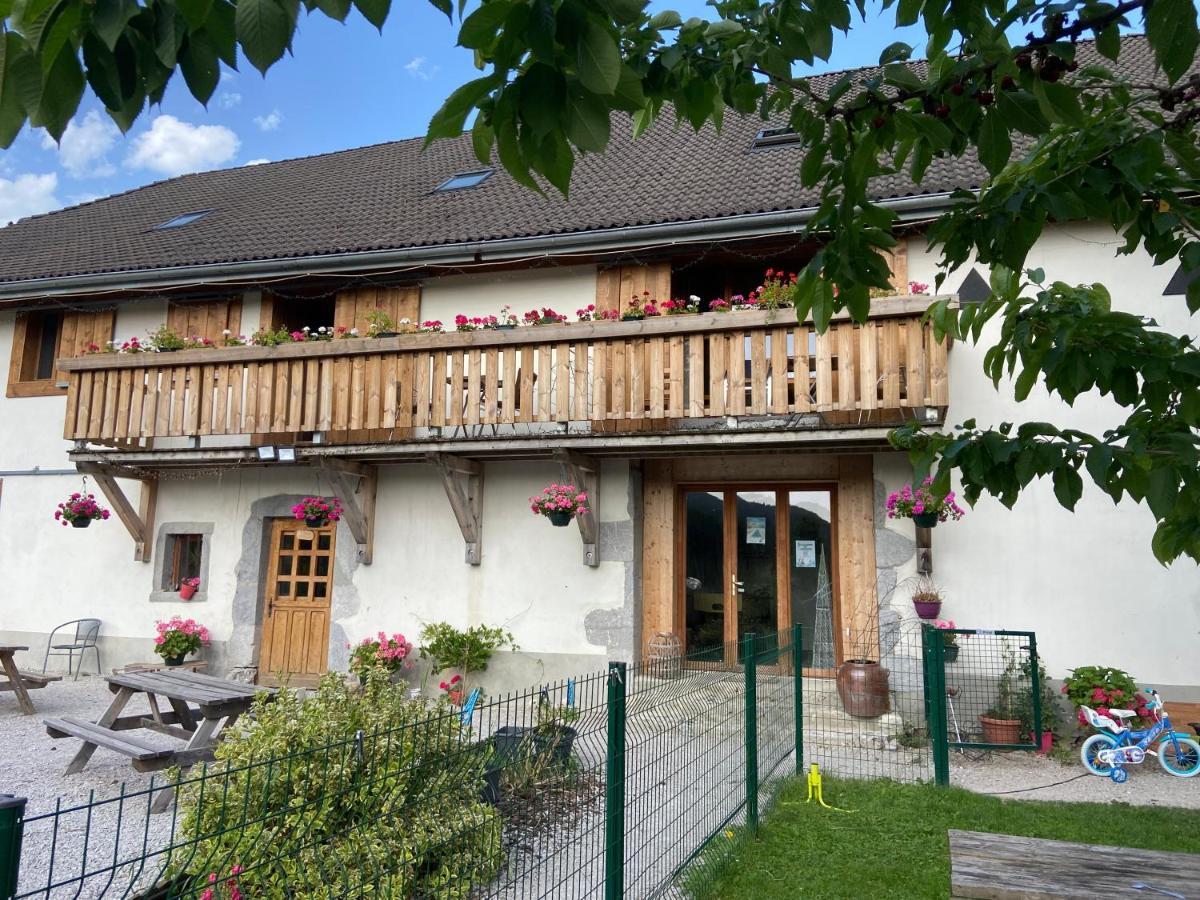 Вилла La Ferme Sainte Catherine Танэнж Экстерьер фото